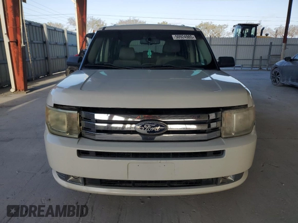 2012 Ford Flex SE z VIN 2FMGK5BC0CBD07860, wystawiony jako Copart lot #50924985 z przebiegiem 171 764 mil mil oraz Nie do naprawy • Non repairable. Historia ofert i sprzedaży dostępna na DreamBid. Obrazek 5.