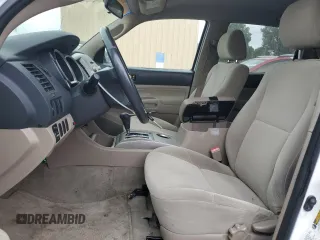2005 Toyota Tacoma PreRunner z VIN 5TEKU72N55Z041875, wystawiony jako Copart lot #58498115 z przebiegiem 185 347 mil mil oraz Czysty tytuł • Clean title. Historia ofert i sprzedaży dostępna na DreamBid. Obrazek 7.