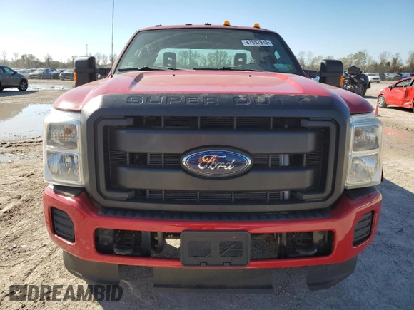 2013 Ford F-250 XL with VIN 1FT7X2B66DEA06966, listed as a Copart auction lot 87857915 with 63,088 mi miles and Clean Title. Bid and sale history available at DreamBid. Image 5.