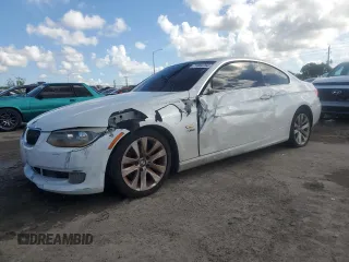 2013 BMW 3 Series 328i xDrive with VIN WBAKF5C59DE658143, listed as a Copart auction lot 71584754 with 131,476 mi miles and Clean Title. Bid and sale history available at carsss.com. Image 1.