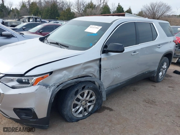 2020 Chevrolet Traverse LS with VIN 1GNERFKW6LJ204467, listed as a IAAI auction lot 41237391 with 106,320 mi miles. Bid and sale history available at carsss.com. Image 17.