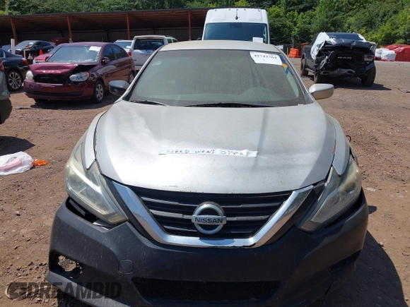 2017 Nissan Altima SR with VIN 1N4AL3AP2HN362148, listed as a IAAI auction lot 42743764 with Not provided miles and . Bid and sale history available at DreamBid. Image 6.