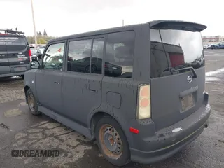 2005 Scion xB with VIN JTLKT324X50197322, listed as a IAAI auction lot 41953951 with 155,305 mi miles. Bid and sale history available at carsss.com. Image 3.