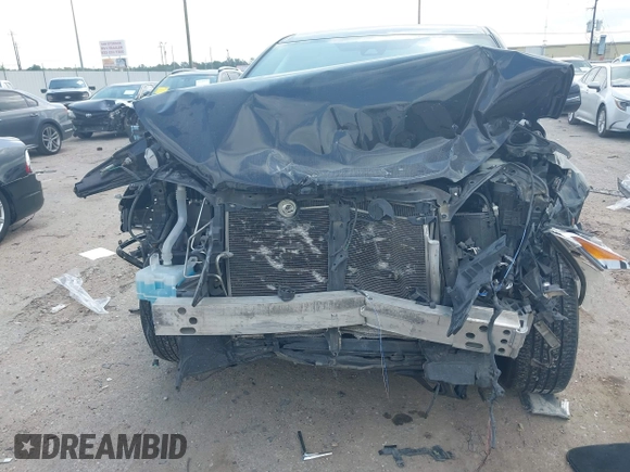 2018 Toyota Highlander LE with VIN 5TDZZRFH5JS283413, listed as a IAAI auction lot 42137612 with 127,889 mi miles and . Bid and sale history available at DreamBid. Image 12.
