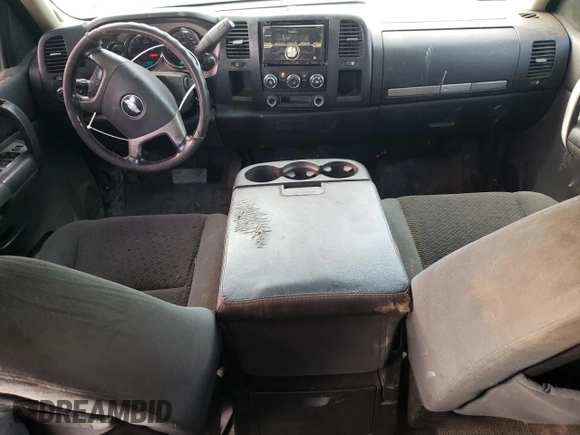 2008 Chevrolet Silverado 3500HD SRW Work Truck with VIN 1GCHC33K48F100412, listed as a Copart auction lot 44030635 with 275,913 mi miles and Salvage Title. Bid and sale history available at carsss.com. Image 8.