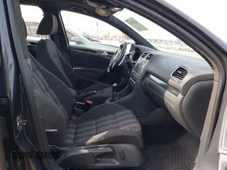 2010 Volkswagen GTI с VIN WVWGV7AJ4AW337740, выставлен на аукционе IAAI как лот 41472317 с пробегом 84 763 миль миль и . История ставок и продаж доступна на DreamBid. Изображение 5.