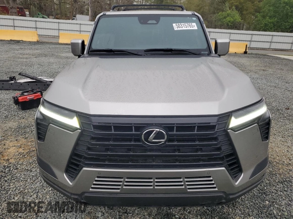 2024 Lexus GX 550 Premium z VIN JTJTBCDX2R5023308, wystawiony jako Copart lot #50315765 z przebiegiem 5 366 mil mil oraz Szkoda całkowita • Salvage title. Historia ofert i sprzedaży dostępna na DreamBid. Obrazek 5.