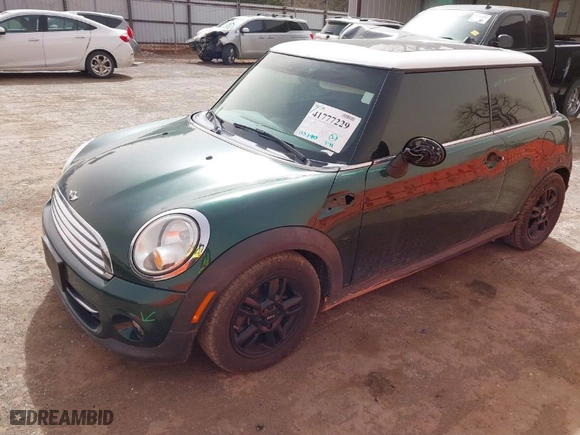 2013 MINI Cooper Hardtop with VIN WMWSU3C52DT690373, listed as a IAAI auction lot 41777229 with 125,190 mi miles. Bid and sale history available at carsss.com. Image 1.