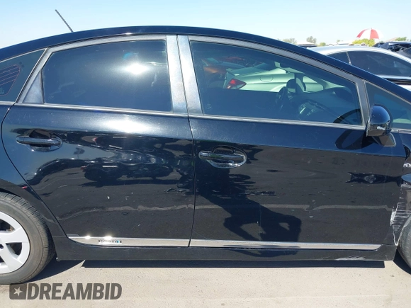 2014 Toyota Prius Four with VIN JTDKN3DUXE1736731, listed as a IAAI auction lot 42106536 with 73,621 mi miles. Bid and sale history available at carsss.com. Image 13.