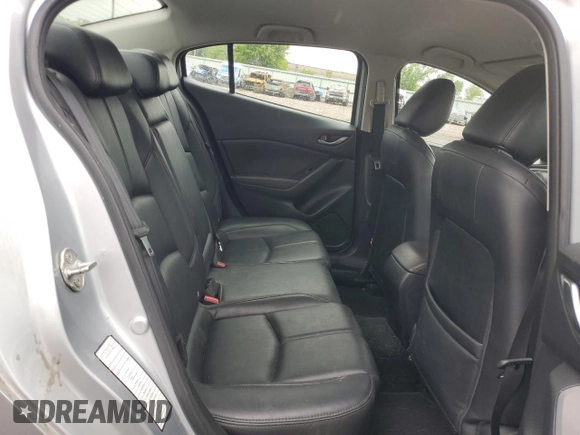 2018 Mazda 3 Touring z VIN 3MZBN1V38JM206424, wystawiony jako Copart lot #57914015 z przebiegiem 93 095 mil mil oraz Szkoda całkowita • Salvage title. Historia ofert i sprzedaży dostępna na DreamBid. Obrazek 10.