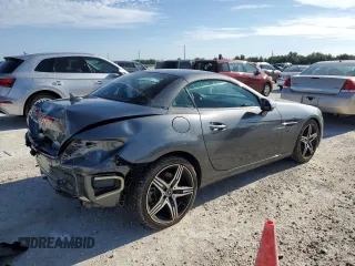 2020 Mercedes-Benz SLC 300 z VIN W1KPK3JA3LF171401, wystawiony jako Copart lot #66444173 z przebiegiem 6517 mil mil oraz . Historia ofert i sprzedaży dostępna na DreamBid. Obrazek 3.
