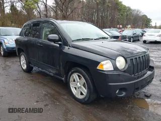 2008 Jeep Compass Sport with VIN 1J8FT47028D725448, listed as a IAAI auction lot 41972561 with 198,524 mi miles. Bid and sale history available at carsss.com. Image 1.