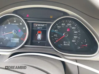 2015 Audi Q7 S line Prestige с VIN WA1DGAFE9FD026968, выставлен на аукционе IAAI как лот 42235342 с пробегом 86 235 миль миль и . История ставок и продаж доступна на DreamBid. Изображение 7.