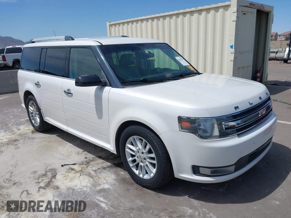 2015 Ford Flex SEL with VIN 2FMHK6C85FBA09233, listed as a IAAI auction lot 42142972 with 221,909 mi miles. Bid and sale history available at carsss.com. Image 1.