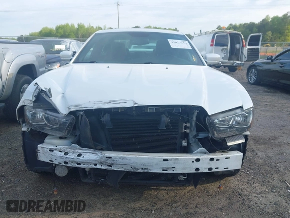 2014 Dodge Charger SXT with VIN 2C3CDXHG4EH337807, listed as a IAAI auction lot 42027319 with 151,988 mi miles. Bid and sale history available at carsss.com. Image 13.