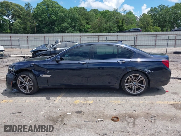 2015 BMW 7 Series 740i with VIN WBAYA6C59FD826726, listed as a IAAI auction lot 42254240 with 110,006 mi miles and . Bid and sale history available at DreamBid. Image 14.