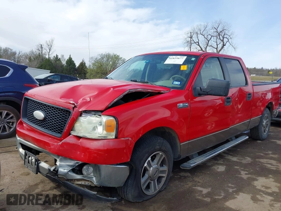 2006 Ford F-150 XLT with VIN 1FTRW12W56KD72119, listed as a IAAI auction lot 41819877 with 247,387 mi miles. Bid and sale history available at carsss.com. Image 2.