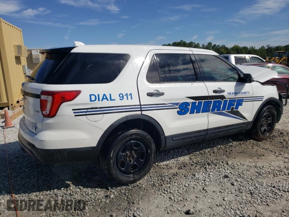 2016 Ford Utility Police Interceptor with VIN 1FM5K8AR4GGB43770, listed as a Copart auction lot 66730164 with 104,848 mi miles and Salvage Title. Bid and sale history available at carsss.com. Image 3.
