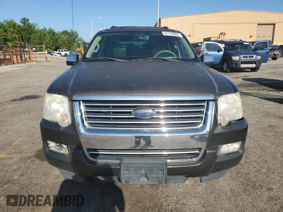2008 Ford Explorer Limited z VIN 1FMEU758X8UA01092, wystawiony jako Copart lot #61144085 z przebiegiem 137 227 mil mil oraz Szkoda całkowita • Salvage title. Historia ofert i sprzedaży dostępna na DreamBid. Obrazek 5.