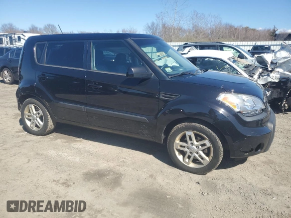 2011 Kia Soul + with VIN KNDJT2A20B7204430, listed as a Copart auction lot 52247635 with 124,491 mi miles and Clean Title. Bid and sale history available at carsss.com. Image 4.