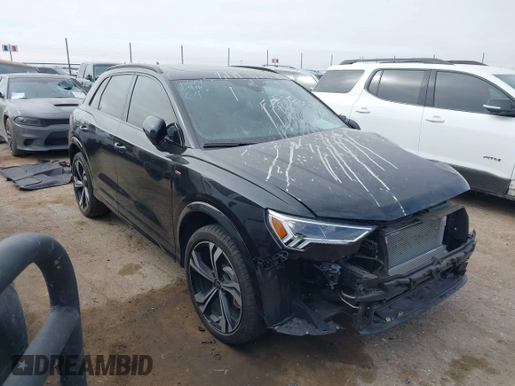 2024 Audi Q3 S line Premium Plus z VIN WA1EECF37R1154359, wystawiony jako IAAI lot #41617551 z przebiegiem 8377 mil mil oraz . Historia ofert i sprzedaży dostępna na DreamBid. Obrazek 1.