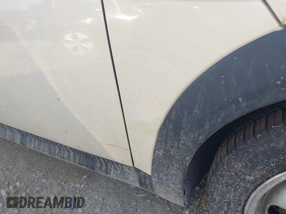 2013 MINI Hardtop with VIN WMWSU3C5XDT687396, listed as a IAAI auction lot 42669510 with 116,143 mi miles and . Bid and sale history available at DreamBid. Image 12.