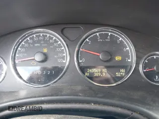 2008 Chevrolet Uplander 1LT z VIN 1GNDV33108D101611, wystawiony jako IAAI lot #41890366 z przebiegiem 243 569 mil mil oraz . Historia ofert i sprzedaży dostępna na DreamBid. Obrazek 7.