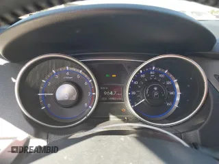 2013 Hyundai Sonata Limited with VIN 5NPEC4AC3DH726943, listed as a Copart auction lot 43022065 with 140,965 mi miles and Salvage Title. Bid and sale history available at DreamBid. Image 9.