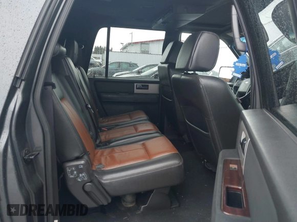 2007 Ford Expedition Max Limited z VIN 1FMFK20517LA80151, wystawiony jako IAAI lot #41775199 z przebiegiem 188 762 mil mil oraz . Historia ofert i sprzedaży dostępna na DreamBid. Obrazek 8.