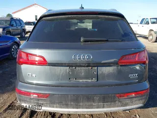 2018 Audi Q5 Premium with VIN WA1ANAFY0J2005269, listed as a IAAI auction lot 41811924 with 63,227 mi miles. Bid and sale history available at carsss.com. Image 16.