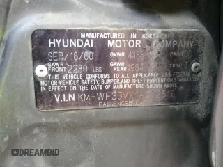 2001 Hyundai Sonata GLS with VIN KMHWF35VX1A372516, listed as a Copart auction lot 76357494 with 170,642 mi miles and Salvage Title. Bid and sale history available at carsss.com. Image 12.