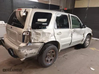2005 Ford Escape Limited with VIN 1FMYU94195KB62327, listed as a IAAI auction lot 41910709 with 116,086 mi miles. Bid and sale history available at carsss.com. Image 4.