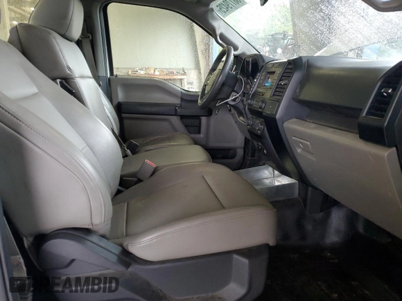2016 Ford F-150 XL z VIN 1FTMF1C89GKD46604, wystawiony jako Copart lot #58779425 z przebiegiem 285 641 mil mil oraz Szkoda całkowita • Salvage title. Historia ofert i sprzedaży dostępna na DreamBid. Obrazek 10.