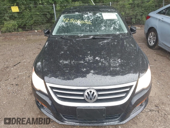 2010 Volkswagen CC Lux Limited Edition z VIN WVWHN7ANXAE533016, wystawiony jako IAAI lot #42506052 z przebiegiem 147 495 mil mil oraz . Historia ofert i sprzedaży dostępna na DreamBid. Obrazek 6.