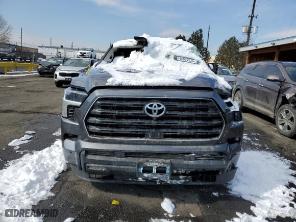 2023 Toyota Sequoia SR5 with VIN 7SVAAABA4PX019994, listed as a Copart auction lot 45937525 with 39,421 mi miles and Salvage Title. Bid and sale history available at carsss.com. Image 5.