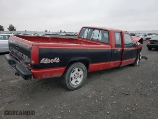 1990 Chevrolet C/K 1500 with VIN 2GCEK19Z8L1124789, listed as a Copart auction lot 83095734 with 163,393 mi miles and Salvage Title. Bid and sale history available at carsss.com. Image 3.
