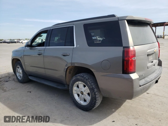 2019 Chevrolet Tahoe LT z VIN 1GNSCBKC8KR396364, wystawiony jako Copart lot #49660755 z przebiegiem 129 014 mil mil oraz Szkoda całkowita • Salvage title. Historia ofert i sprzedaży dostępna na DreamBid. Obrazek 2.