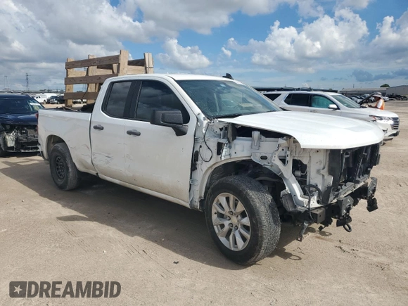 2020 Chevrolet Silverado 1500 Custom with VIN 1GCRWBEH4LZ281963, listed as a Copart auction lot 69211604 with 148,420 mi miles and Salvage Title. Bid and sale history available at carsss.com. Image 4.
