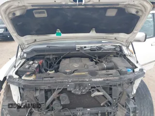 2015 Nissan Armada SV z VIN 5N1BA0ND5FN600845, wystawiony jako IAAI lot #41531206 z przebiegiem 185 476 mil mil oraz . Historia ofert i sprzedaży dostępna na DreamBid. Obrazek 10.