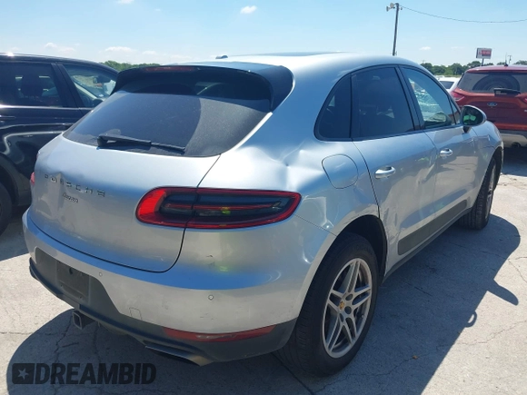 2017 Porsche Macan z VIN WP1AA2A58HLB81896, wystawiony jako IAAI lot #42251657 z przebiegiem 135 214 mil mil oraz . Historia ofert i sprzedaży dostępna na DreamBid. Obrazek 4.