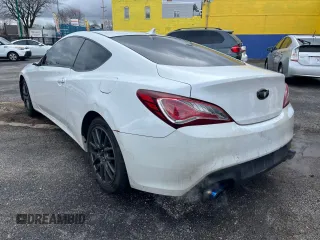 2013 Hyundai Genesis Coupe R-Spec with VIN KMHHT6KD9DU101531, listed as a Copart auction lot 49768125 with 103,932 mi miles and Clean title. Bid and sale history available at DreamBid. Image 3.