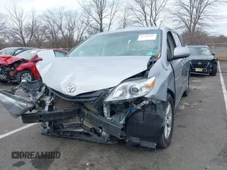 2012 Toyota Sienna LE AAS с VIN 5TDKK3DCXCS187273, выставлен на аукционе IAAI как лот 41741836 с пробегом 126 290 миль миль и . История ставок и продаж доступна на DreamBid. Изображение 6.