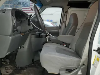 2007 Ford Econoline Cargo Commercial with VIN 1FTNE14W27DA38358, listed as a Copart auction lot 43933075 with 155,036 mi miles and Clean Title. Bid and sale history available at DreamBid. Image 7.