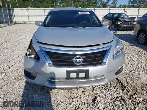 2015 Nissan Altima 2.5 with VIN 1N4AL3AP6FC267035, listed as a Copart auction lot 58044255 with 91,369 mi miles and Salvage title. Bid and sale history available at DreamBid. Image 5.
