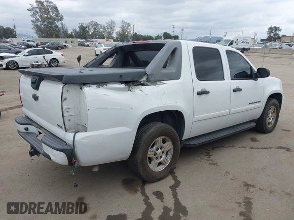 2007 Chevrolet Avalanche LTZ with VIN 3GNFK12397G298661, listed as a IAAI auction lot 42057845 with Not Provided miles. Bid and sale history available at carsss.com. Image 4.