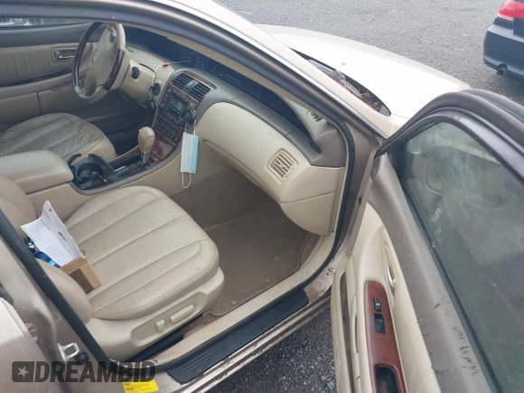 2003 Toyota Avalon XL with VIN 4T1BF28B83U304145, listed as a IAAI auction lot 42127590 with Not Provided miles and . Bid and sale history available at carsss.com. Image 5.