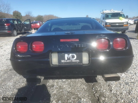 1993 Chevrolet Corvette with VIN 1G1YY23P2P5100106, listed as a Copart auction lot 80631194 with 144,981 mi miles and Salvage Title. Bid and sale history available at carsss.com. Image 6.