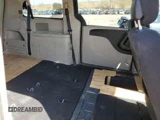 2014 Dodge Grand Caravan SE with VIN 2C4RDGBG4ER400512, listed as a Copart auction lot 52416965 with 141,475 mi miles and Clean Title. Bid and sale history available at DreamBid. Image 11.
