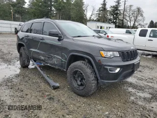 2020 Jeep Grand Cherokee Altitude with VIN 1C4RJFAG4LC247639, listed as a Copart auction lot 49625575 with 54,781 mi miles and Salvage Title. Bid and sale history available at carsss.com. Image 4.