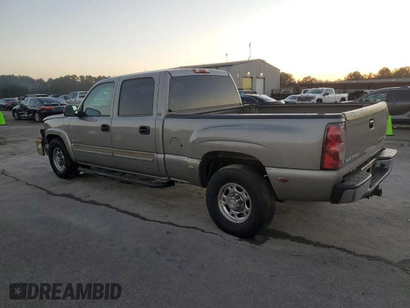 2003 Chevrolet Silverado 1500HD LS z VIN 1GCGC13U83F226492, wystawiony jako Copart lot #82388294 z przebiegiem 172 310 mil mil oraz Szkoda całkowita • Salvage title. Historia ofert i sprzedaży dostępna na DreamBid. Obrazek 2.